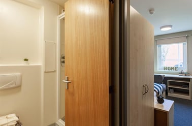 Boston Street, Highfield, Sheffield - Image 2